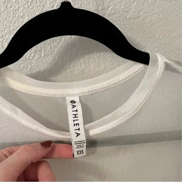 Athleta Circuit Mesh Long Sleeve Top in White - Picture 4 of 5